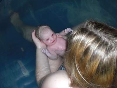 i'm doing a home water birth in a few weeks....and i'm not scared at all :)