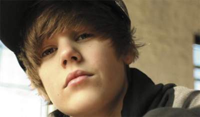 I want to bang Justin Bieber...but I just turned 18!
 
 I'm not gay, but this guy looks like a chick!